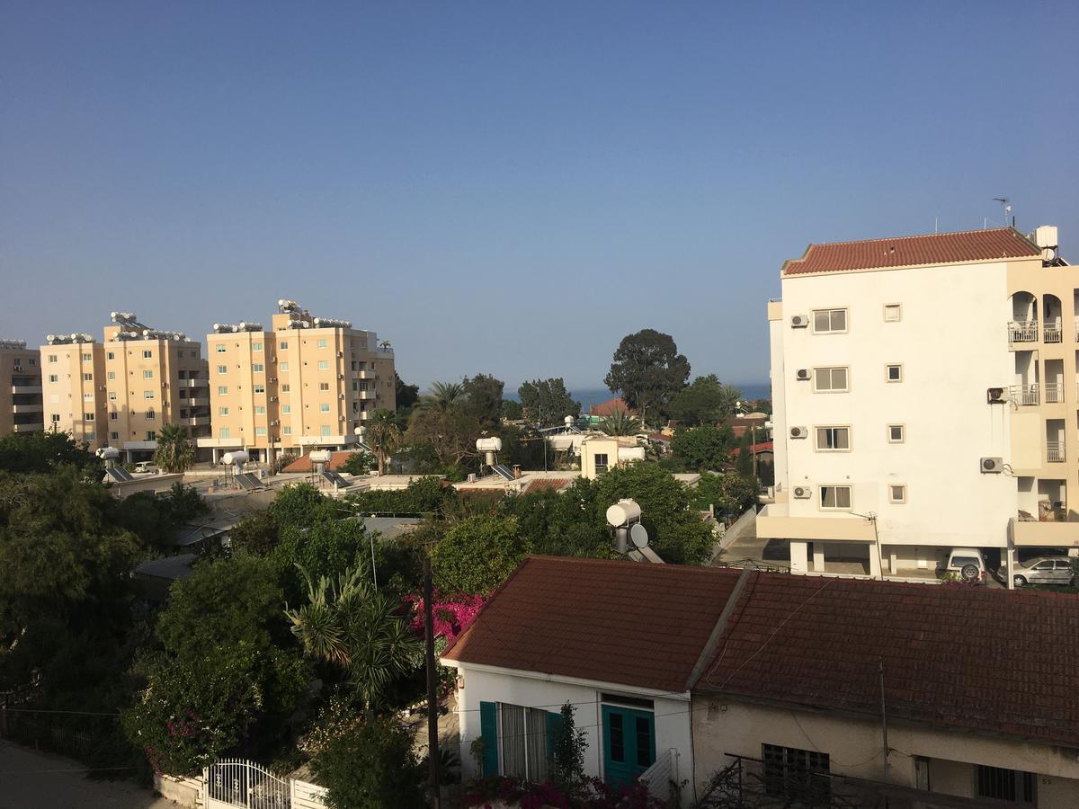 Marina Apartments 211 Larnaca Bagian luar foto